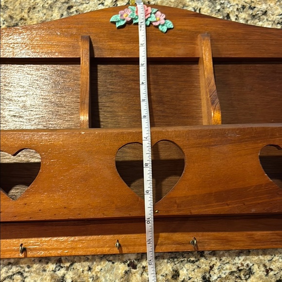 Wooden Folk Art Wall Organizer with Heart Cutouts & 4 Hooks for Keys/Etc - Picture 7 of 8